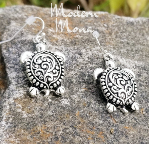 Sea Turtle Earrings - Silver - Aquatic Turtle Earrings - ModernMonaStudio